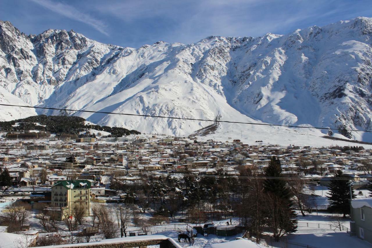 Ketino'S Home Kazbegi Exterior photo